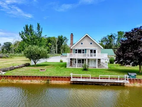 2414 Lola Lane, Au Gres MI 48703 photo 1