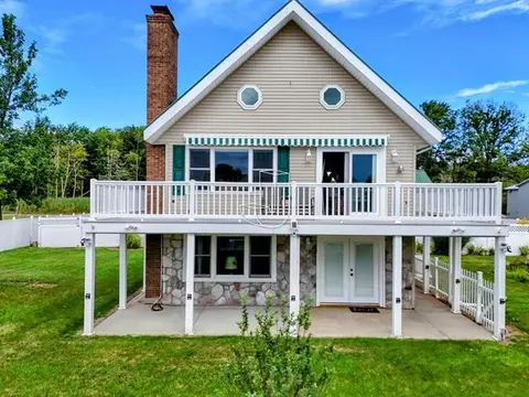 2414 Lola Lane, Au Gres MI 48703 photo 2