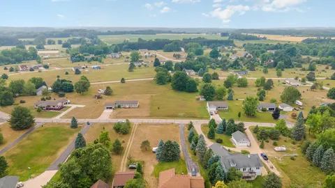 1016 Pyrenees Drive, Lake Isabella MI 48893 photo 1