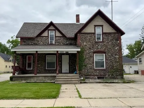 1020 S Lansing, Mount Pleasant MI 48858 photo 1