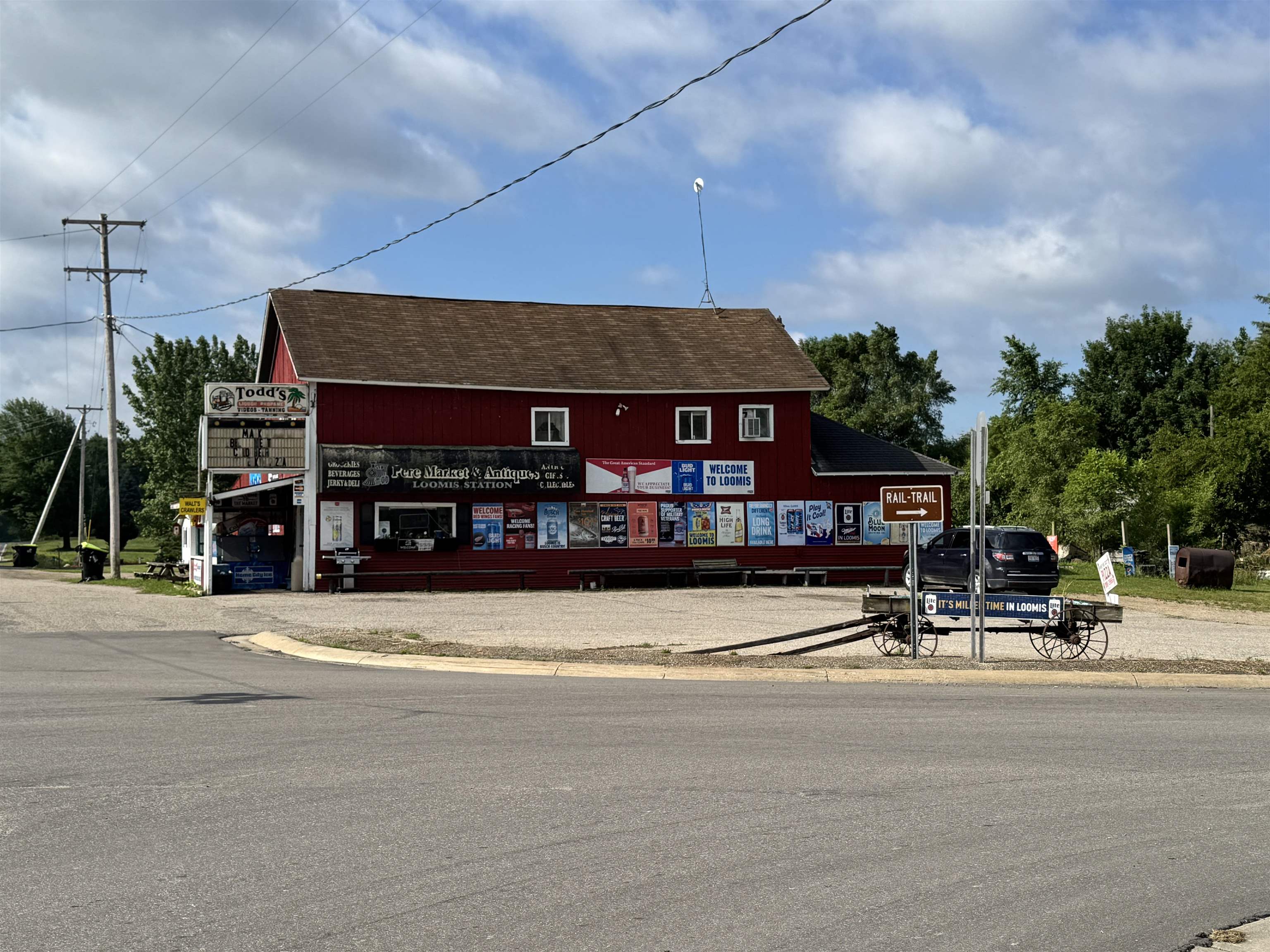 8990 E Pere Marquette, Clare MI 48617 photo 1