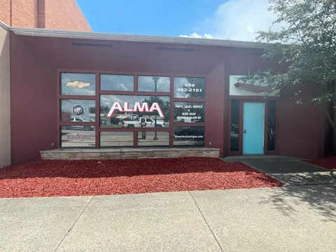 324 E Superior Street, Alma MI 48801 photo 2