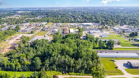 4639 Corporate Drive, Mount Pleasant MI 48858 photo 1