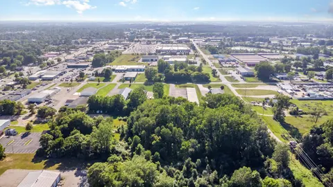 4639 Corporate Drive, Mount Pleasant MI 48858 photo 2