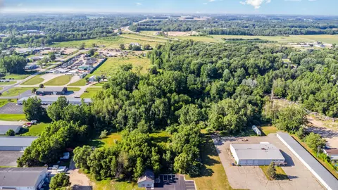 4639 Corporate Drive, Mount Pleasant MI 48858 photo 4