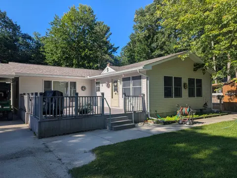 5314 E 16th Street, Au Gres MI 48703 photo 2
