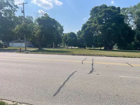 825 E Pickard Street, Mount Pleasant MI 48858 photo 5
