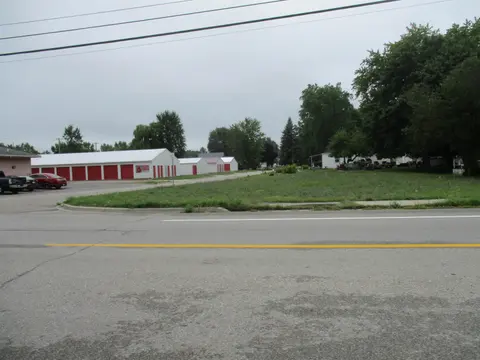 1532 E Superior Street, Alma MI 48801 photo 2