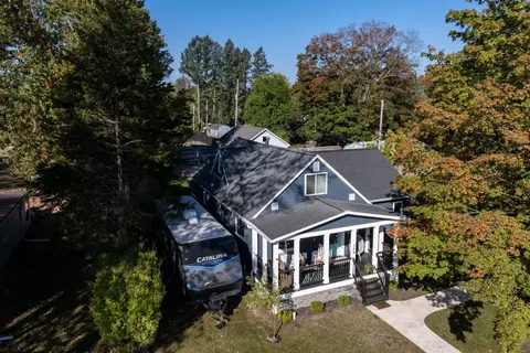 308 S 3rd Street, Shepherd MI 48883 photo 2