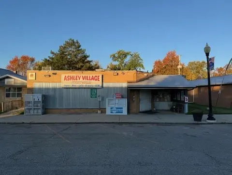 128 S Sterling, Ashley MI 48806 photo 1