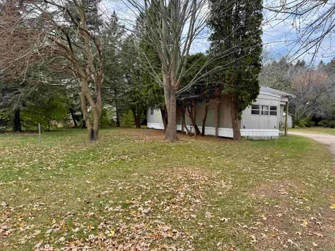 2450 Ruby Street, Mount Pleasant MI 48858 photo 4