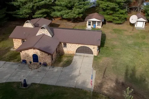 10279 N Finley Lake Avenue, Harrison MI 48625 photo 1