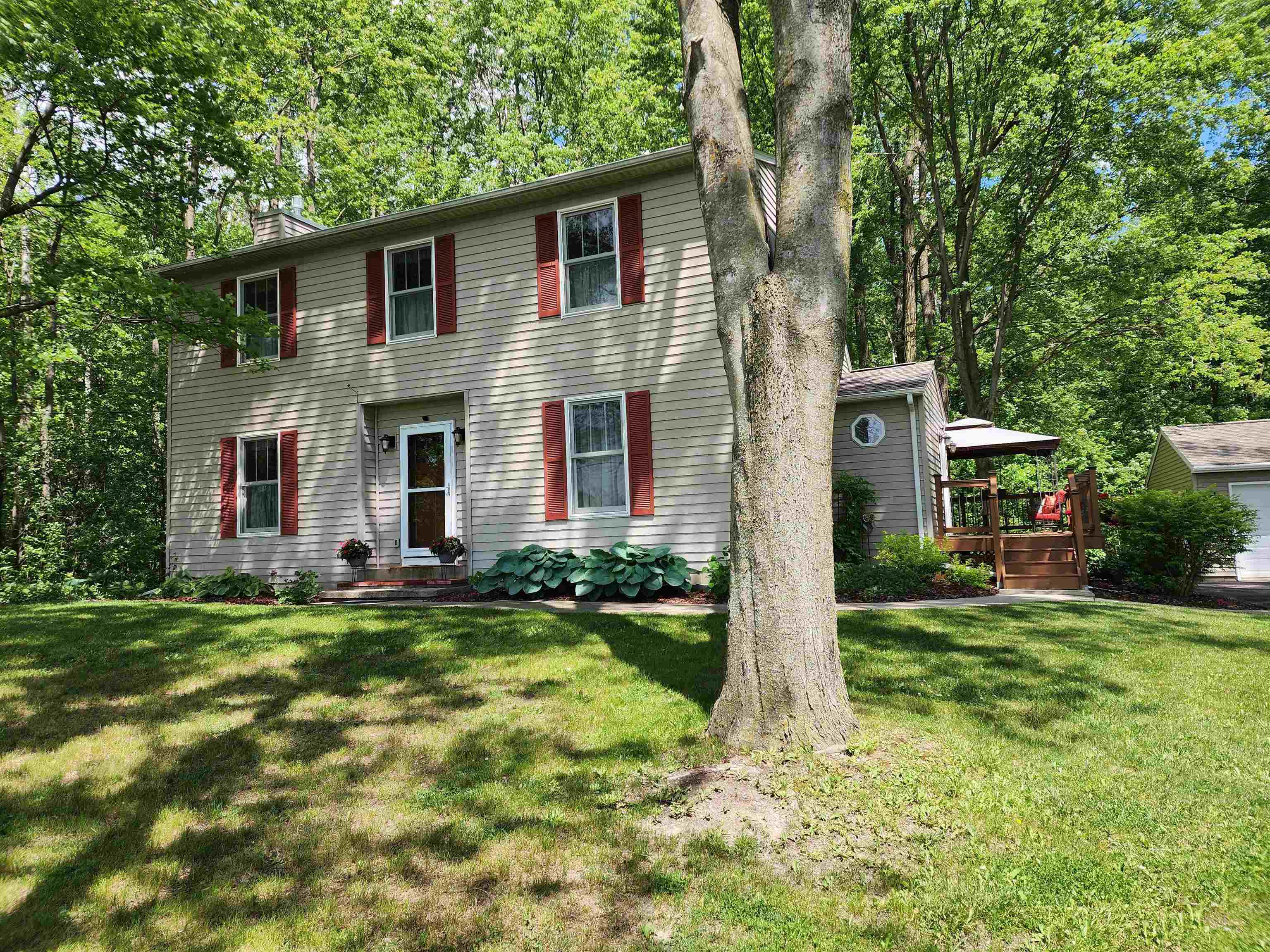 3400 N Sturgeon Road, Midland MI 48640 photo 1