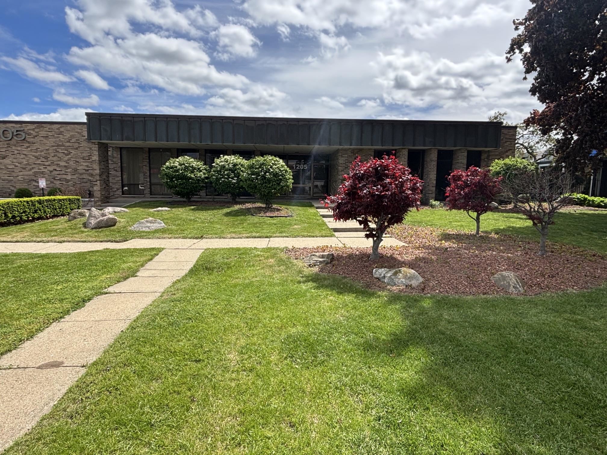 1205 S Mission Street, Mount Pleasant MI 48858 photo 1