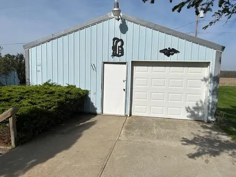 6189 Wildwood Drive, Elwell MI 48832 photo 3