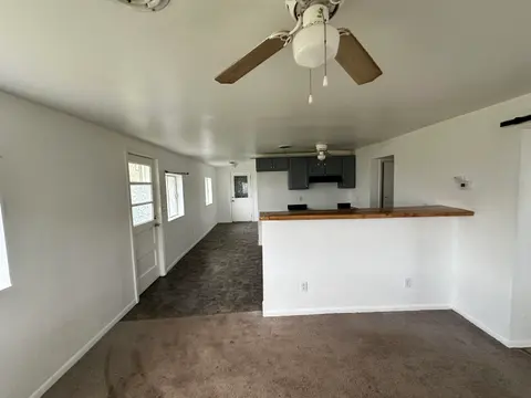 214 N Grover Avenue, Alma MI 48801 photo 2