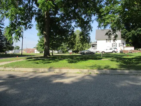 427 E Downie Street, Alma MI 48801 photo 5