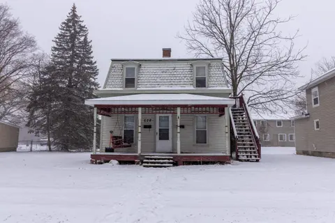 628 Oak, Mount Pleasant MI 48858 photo 1