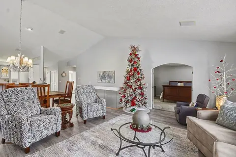 5620 W Spring Knoll Drive, Bay City MI 48706 photo 5