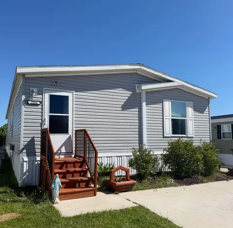 1304 Powder Horn Drive, Mount Pleasant MI 48858 photo 1