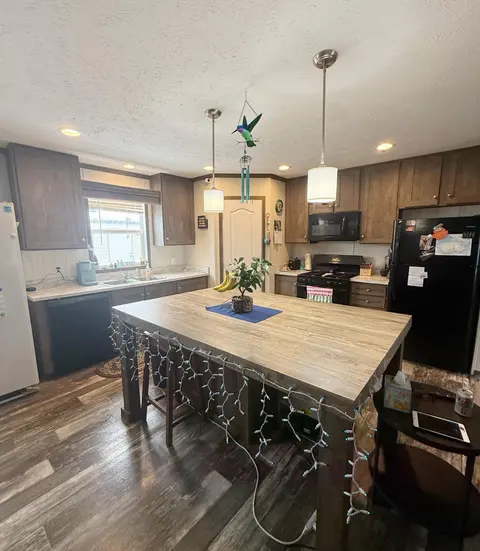 1304 Powder Horn Drive, Mount Pleasant MI 48858 photo 3