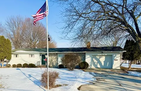 1307 S State Road, Ithaca MI 48847 home for sale