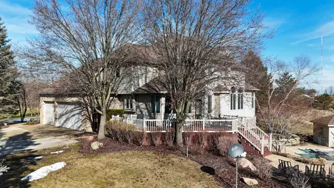 956 E Remus Road, Mount Pleasant MI 48858 photo 4