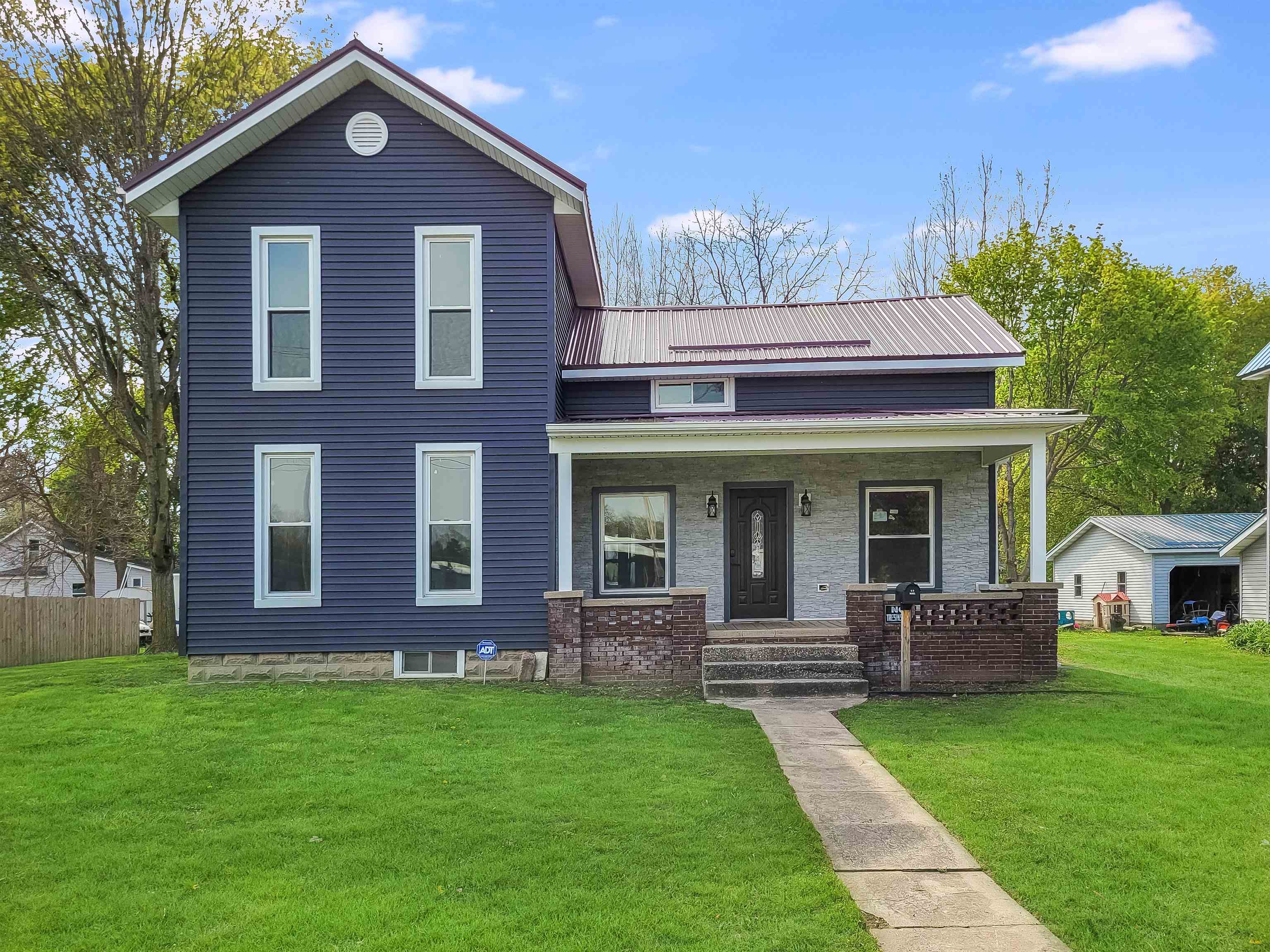 214 S Pine Street, Saint Louis MI 48880 photo 1