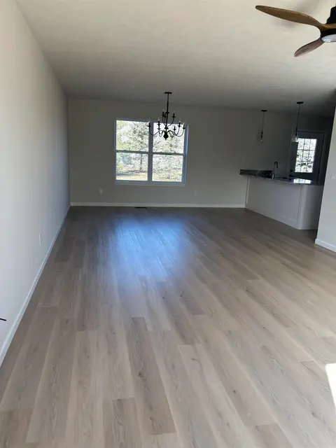 1645 Abbey Court # 5, Mount Pleasant MI 48858 photo 5