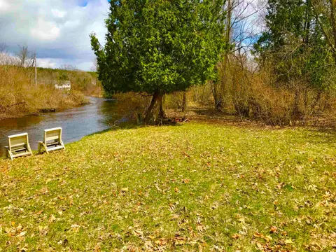 1041 & 1043 Bonanza Lane, Lake Isabella MI 48893 photo 2