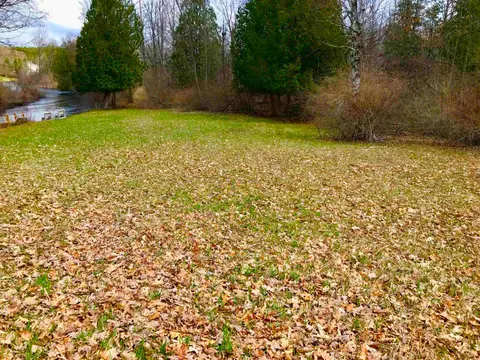 1041 & 1043 Bonanza Lane, Lake Isabella MI 48893 photo 3