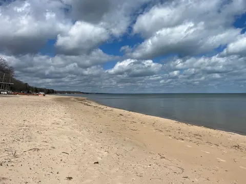 1024 Huron, Tawas City MI 48763 photo 4