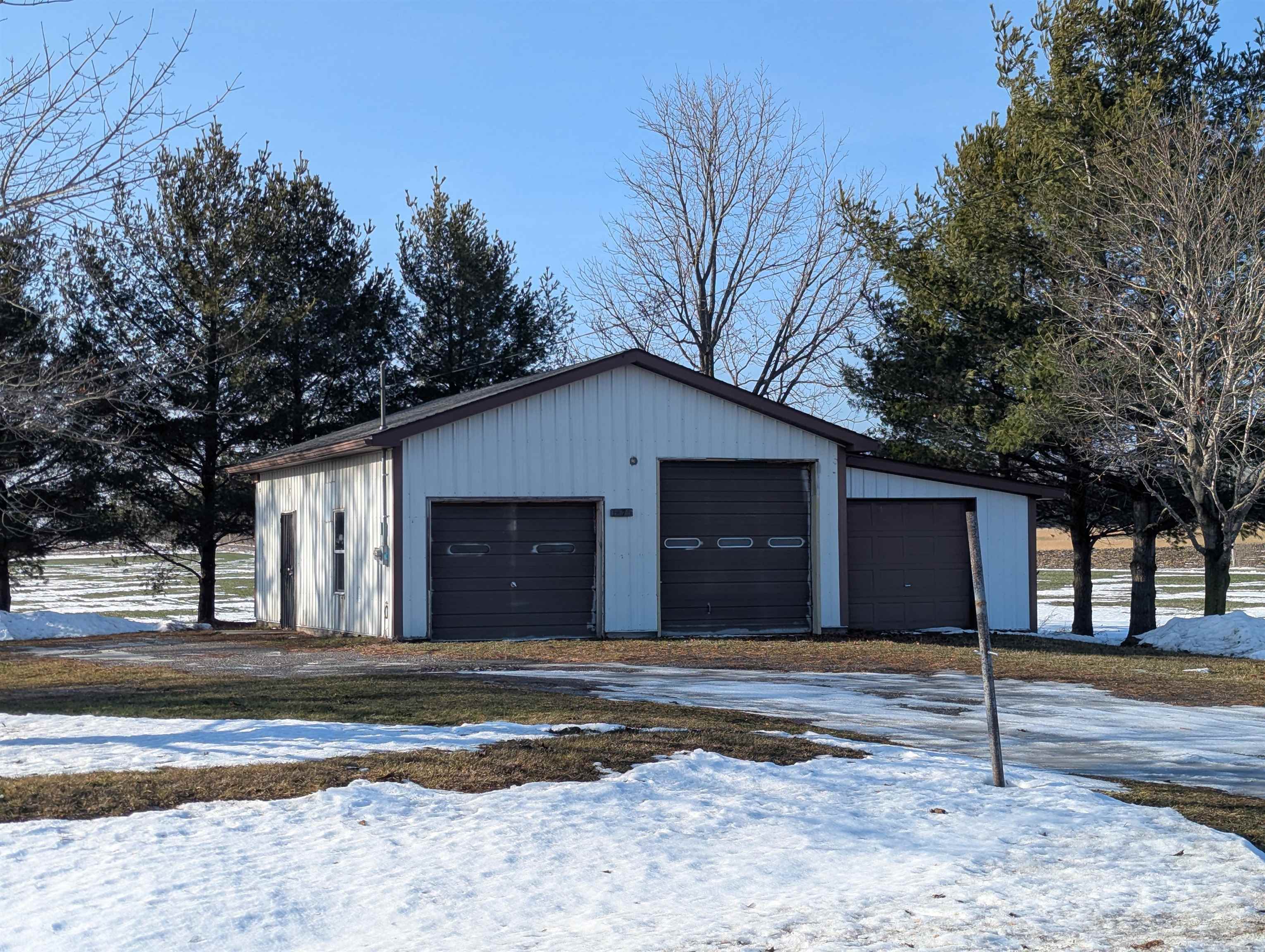 1475 Reed Road, Sterling MI 48659 photo 1
