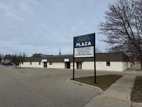 217 N State, Alma MI 48801 photo 1