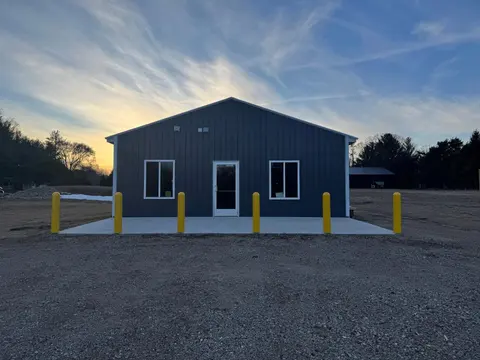8071 N Lumberjack Road, Riverdale MI 48877 photo 1