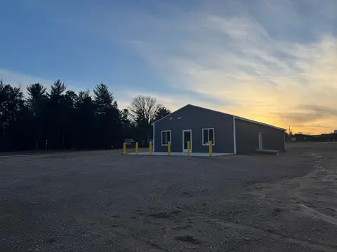 8071 N Lumberjack Road, Riverdale MI 48877 photo 2