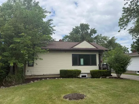 905 E High, Mount Pleasant MI 48858 photo 1