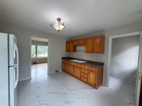 905 E High, Mount Pleasant MI 48858 photo 4