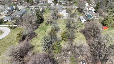 1318 E Broadway, Mount Pleasant MI 48858 photo 4