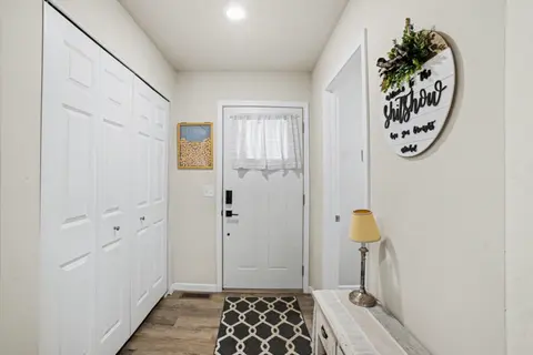 1541 Batson Place, Mount Pleasant MI 48858 photo 3