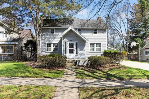 804 Woodworth Avenue, Alma MI 48801 photo 3