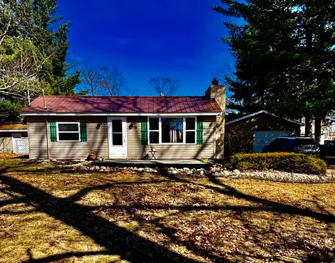 2738 Cathy Street, Harrison MI 48625 photo 1