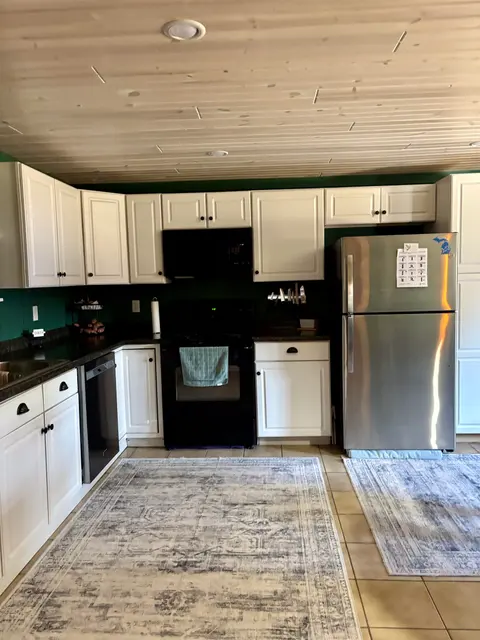 2738 Cathy Street, Harrison MI 48625 photo 2