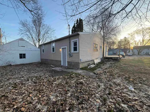 1012 S Lansing, Mount Pleasant MI 48858 photo 5