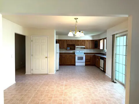 1511 Eastpointe Drive, Mount Pleasant MI 48858 photo 5