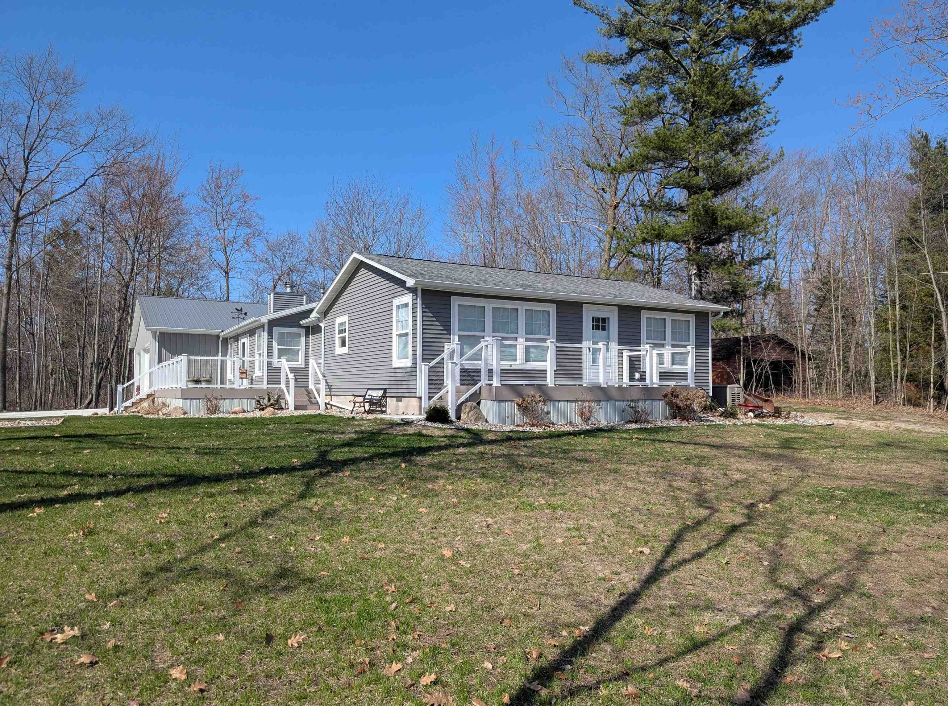4275 E Michigan Avenue # 13, Au Gres MI 48703 photo 1