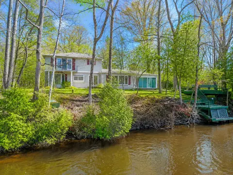 620 West Court, Mount Pleasant MI 48858 photo 1