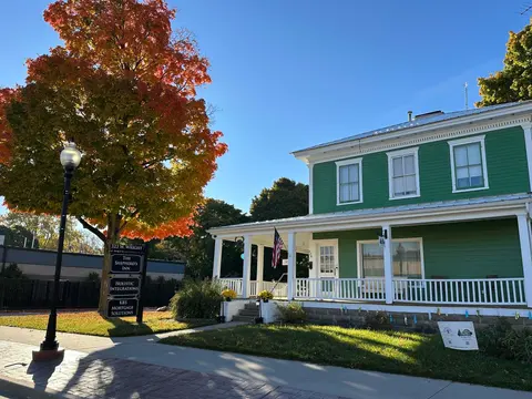 323 W Wright Avenue, Shepherd MI 48883 photo 2