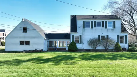 1207 North Drive, Mount Pleasant MI 48858 photo 4