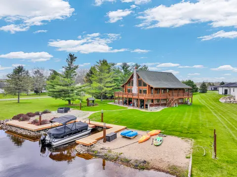 1085 Bundy Drive, Lake Isabella MI 48893 photo 5